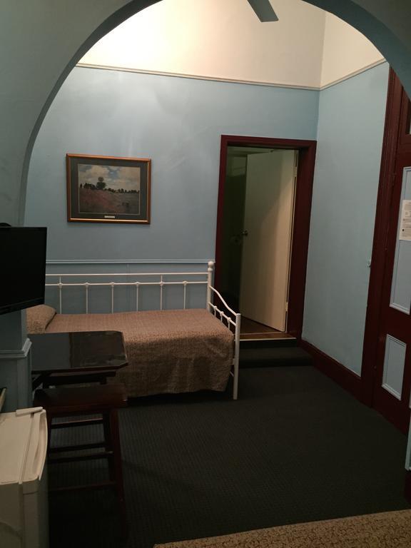 Criterion Hotel-Motel ロックハンプトン 部屋 写真